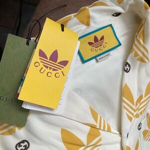 Gucci Mens/Womans short sleeved shirt. Purchased in Milano Italy for 1200.00.